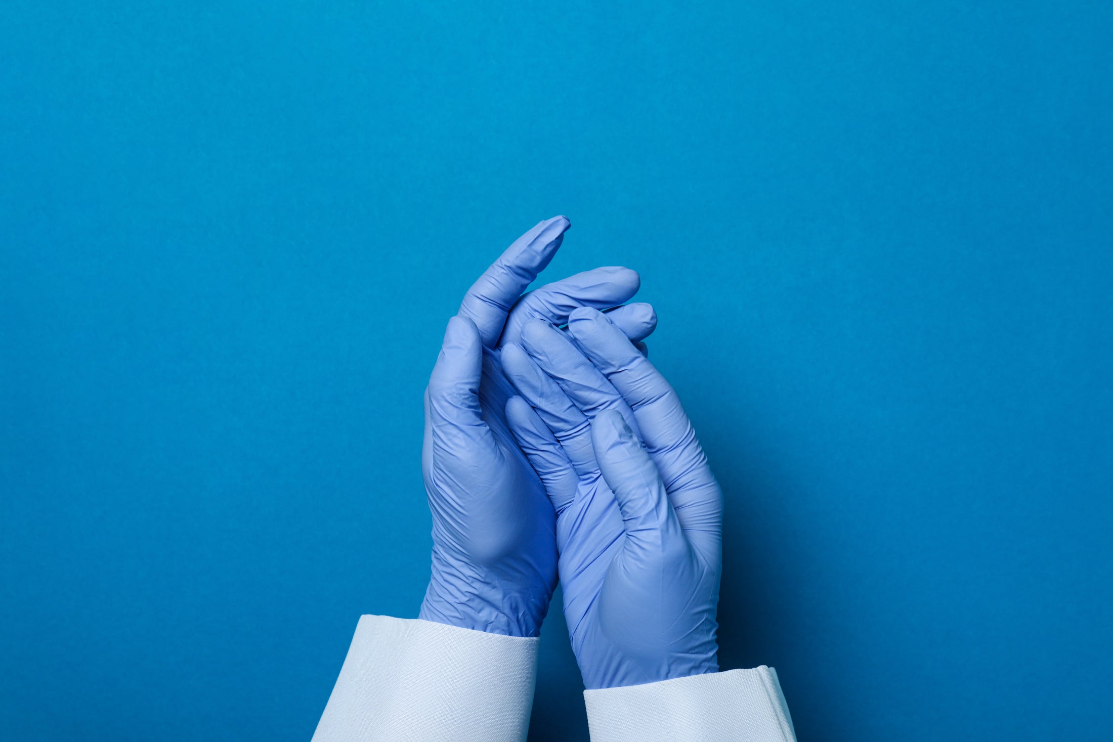 Latex outlet gloves acetone